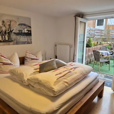 i24rooms - Gästezimmer, FeWo mit eigenem Garten Legau Exterior foto