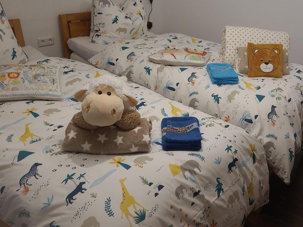 I24rooms - Gästezimmer, Mit Eigenem Garten Apartment
